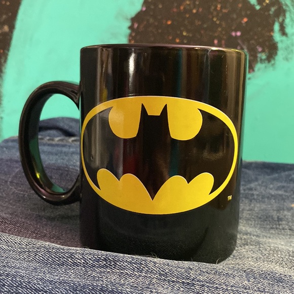 DC Batman Mug - Picture 2 of 4